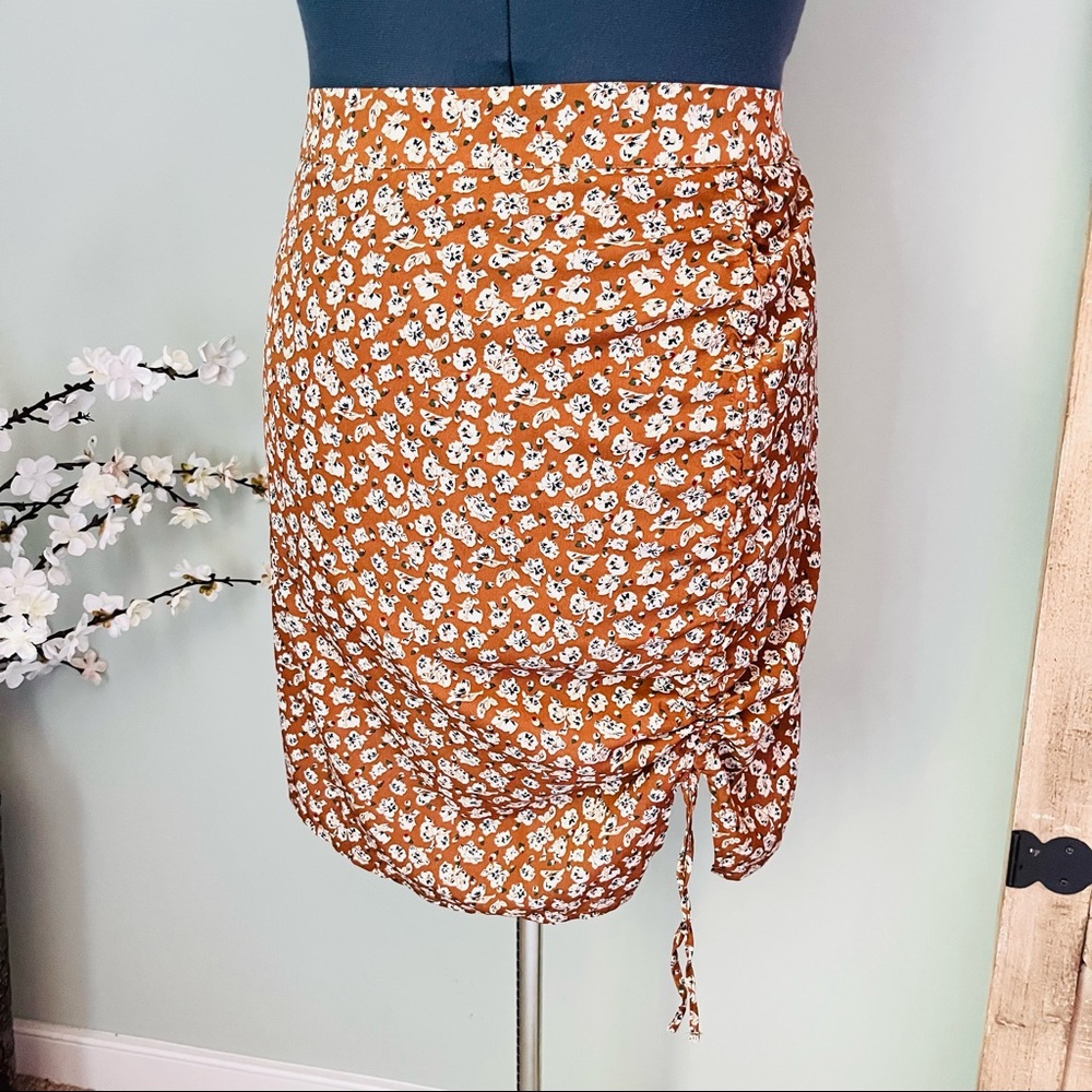 Shein Floral Drawstring Skirt Size 3X (Fits Size 18)